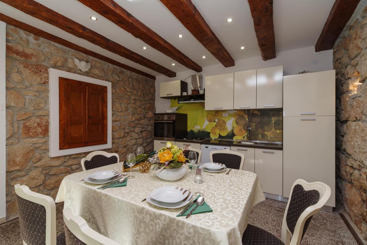 Barac Rural Holiday Home Grižane Eksteriør billede