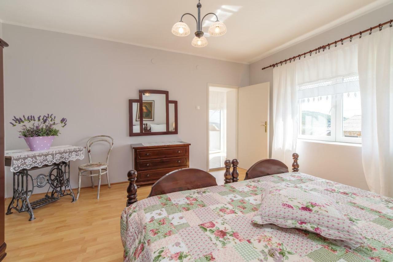 Barac Rural Holiday Home Grižane Eksteriør billede